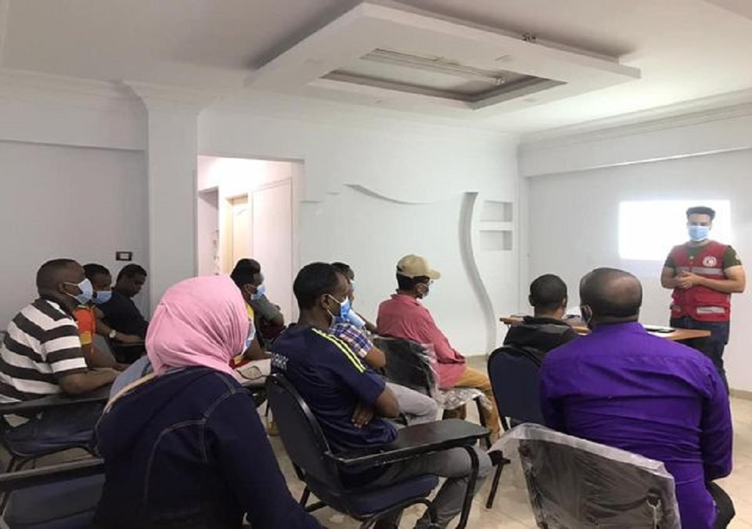 Egyptian Red Crescent provides health awareness to migrants and refugees through Amira project