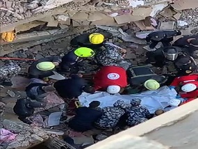 الهلال الأحمر المصرى يشارك في عمليات إنقاذ ضحايا انهيار عقار جسر السويس